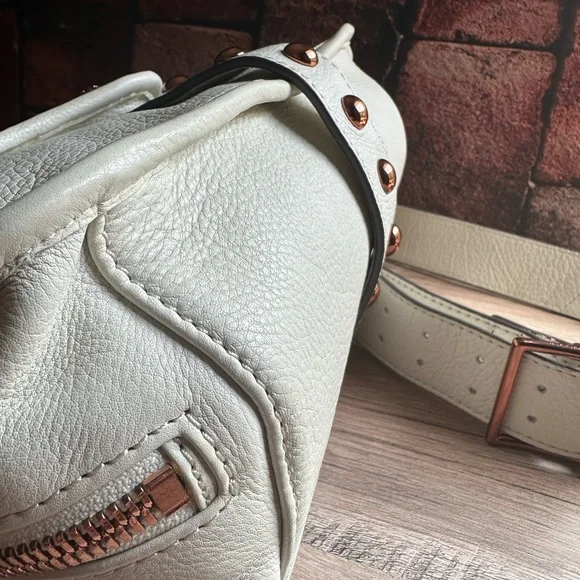 NWT Aimee Kestenberg White Leather Crossbody Bag with pockets and wide strap. - Picture 5 of 16